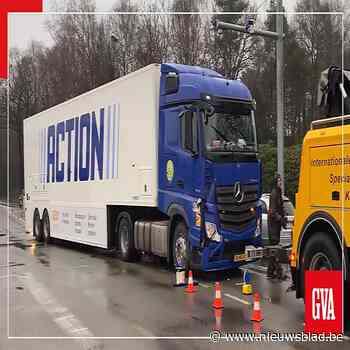 Hinder in Kalmthout door ongeval op Brasschaatsteenweg