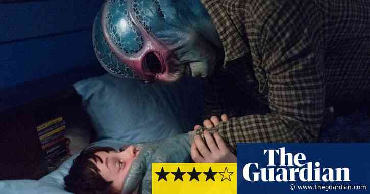 Resident Alien review – shapeshifting sci-fi caper offers perfect escapism