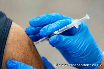 Health workers stranded in Oregon snowstorm give out doses of Covid vaccine set to expire