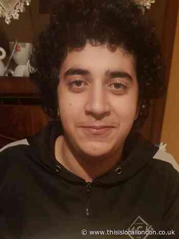 Teenagers charged with murder of 17-year-old at Duckett’s Green