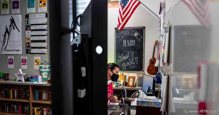 Lawmakers target $274M in federal COVID relief for schools to students struggling with remote learning