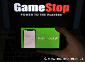 GameStop news – live: Stocks soar 100% at opening bell as Robinhood reopens trading and gets $1bn injection