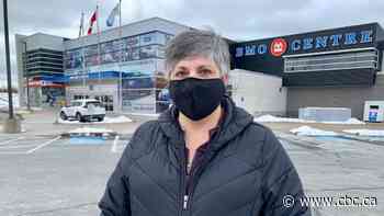 'Unbelievably funny': hockey team manager, Siri team up for unique play-by-play