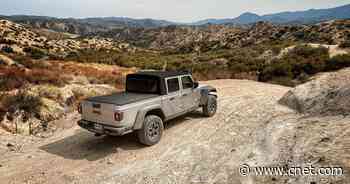Jeep Gladiator plug-in hybrid to join lineup, report says     - Roadshow
