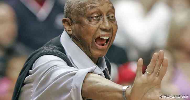 John Chaney, 89, Temple’s commanding basketball coach, dies