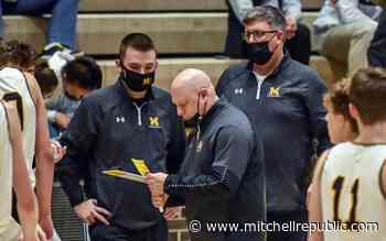 Diverse coaching backgrounds of Wes Morgan, Ryker Kreutzfeldt play crucial role in Kernel basketball rebirth - The Daily Republic