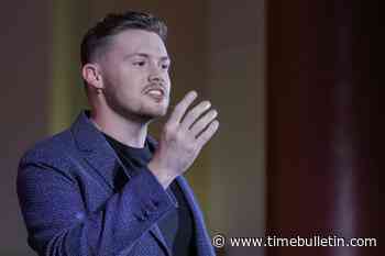 Lewis Raymond Taylor is Changing the Face of the Coaching Industry - Time Bulletin