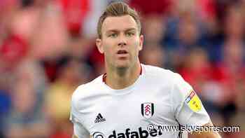 Kevin McDonald: Fulham midfielder considering loan options or move into coaching during January window - Sky Sports