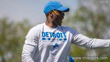 Special Teams Coordinator Derius Swinton Shares the Three "Fs" of his Coaching Philosophy - Chargers.com