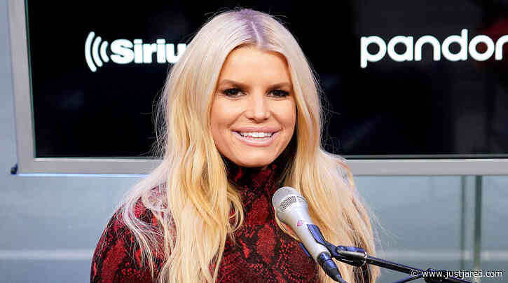 Jessica Simpson Hilariously Reacts to Claims that Subway's Tuna Sandwiches Don't Contain Tuna