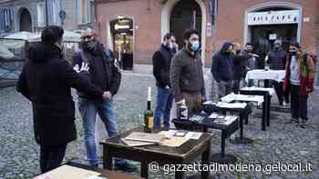 Modena La protesta dei locali: «Metà fatturato in fumo Ora apertura o rivolta» - La Gazzetta di Modena