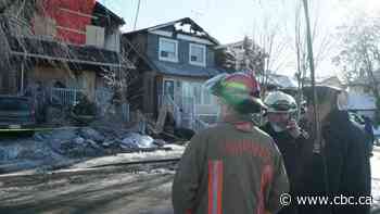 Fire Marshal's Office to investigate fire that killed 4, injured 2 in Toronto's east end