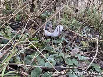 Health threat as Dudley littered with discarded Covid masks - Stourbridge News
