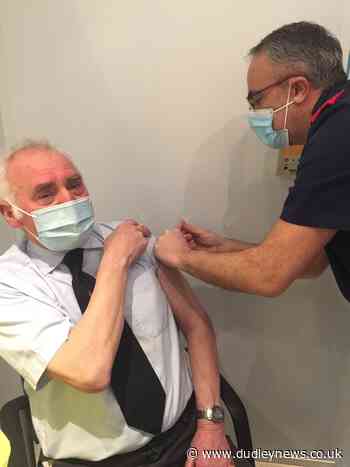 Dudley's Mayor has had the Covid-19 vaccine and is urging others to follow suit - Dudley News