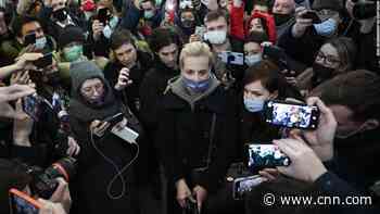 Putin is coming under pressure again. From Navalny's wife