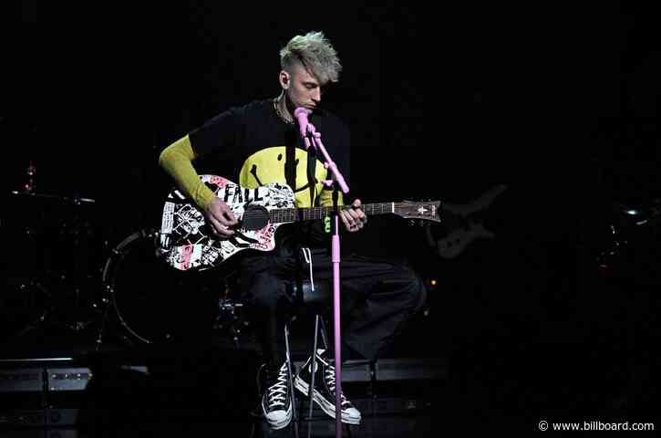 Machine Gun Kelly Rocks ‘SNL’ Debut, Falls Off Stage During End Credits: Watch