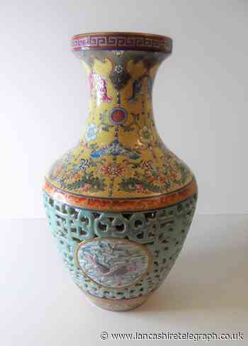 £50,000 'Bainbridge' replica vase to be auctioned off in Lancashire
