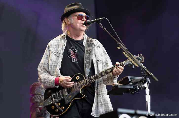 Neil Young Reveals Previously Unreleased 1982 Album Is ‘Coming to You Soon’