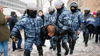 Thousands arrested across Russia at protests supporting jailed Kremlin critic Alexei Navalny