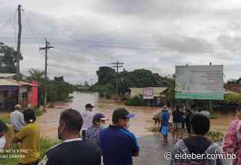 Alcaldía de Portachuelo evacua 40 familias de la comunidad El Manzanillar | EL DEBER - EL DEBER
