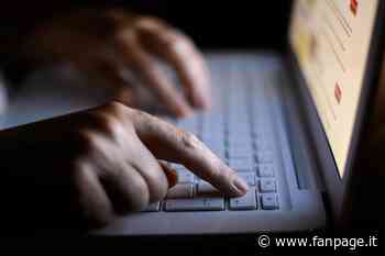 Clusone, minaccia di inviare foto hard di una donna conosciuta in rete al marito: arrestato operaio - Fanpage.it