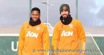 Bruno Fernandes gives advice to Fred after Manchester United draw with Arsenal - Manchester Evening News