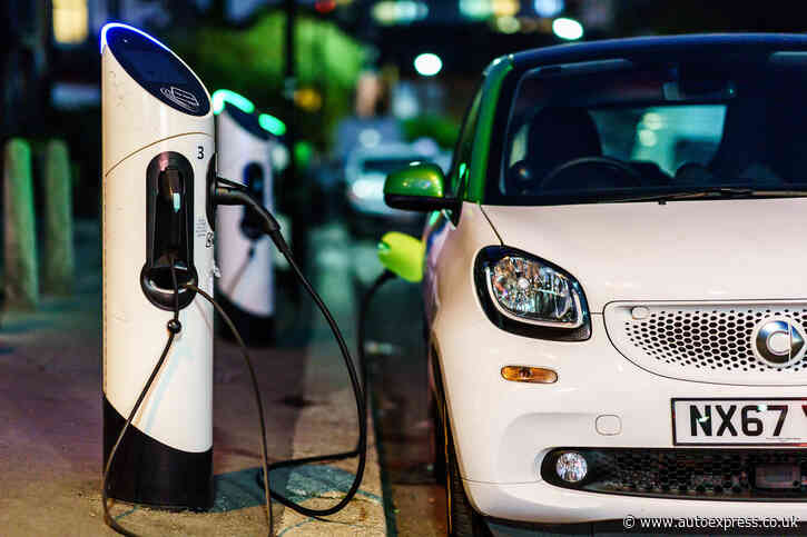 Government invests another £20m in kerbside electric car chargers