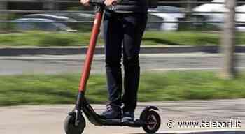 Droga, in monopattino con 10 dosi di cocaina: giovane pregiudicato denunciato a Putignano - Telebari srl