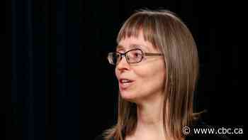 Alberta's top doctor extends quarantine up to 24 days for contacts of COVID-19 variant cases