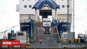 EU condemns Northern Ireland Brexit port staff 'threats'