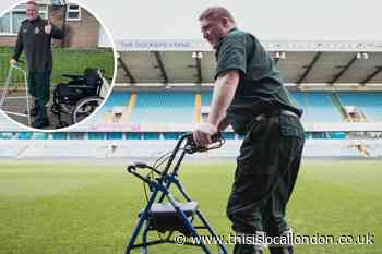 Bexley: Paralysed NHS worker laps The Den for Captain Tom