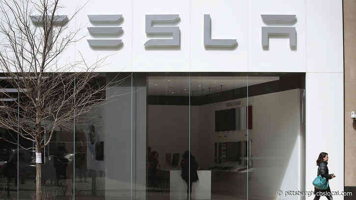 Tesla Issues Recall For 135,000 Cars Over Touchscreen Failures