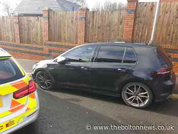 Car abandoned and suspect being sought in Bolton - The Bolton News