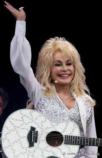 Dolly Parton has yet to receive COVID-19 vaccine even after $1M donation