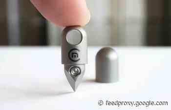 Microblade Pill Ti tiny titanium keychain knife