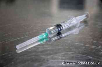 COVID-19 vaccine side effects: Doctor warns about confusing sign that looks like breast cancer