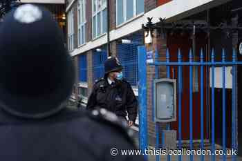 Coronavirus: Police break up party in Balham