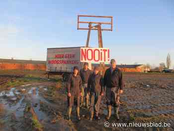 Landbouwers zetten zelf hoogspanningsmast als protest tegen Ventilusproject