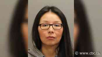 Police looking for 32-year-old woman evading arrest