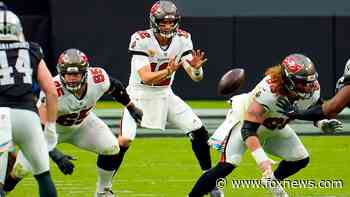 Tom Brady should not have to answer questions about his past Trump support: Clay Travis