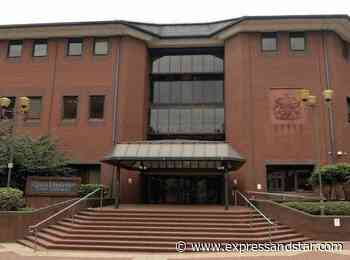 Dudley baby death trial: Collapse of five-month-old Summer not due to pneumonia, expert tells court - expressandstar.com