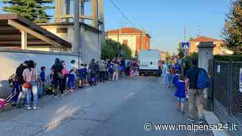 Next Samarate, assembramenti fuori dalle scuole. Il sindaco Puricelli ha la soluzione - malpensa24.it