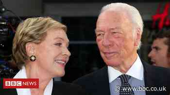 Christopher Plummer: Hollywood pays tribute to 'one of the greats'