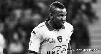 13/01/2021 12:55 Carnet noir Le FC Montfermeil rend hommage à Christopher Maboulou - Actufoot