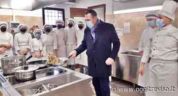 Il presidente della Provincia Stefano Marcon in visita al Maffioli di Pieve del Grappa - Oggi Treviso