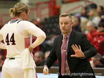 Uncommon path has led Eastern Washington's Bryce Currie to early coaching success - NBC Right Now