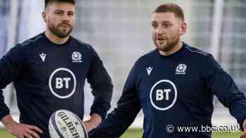 Scotland: Fly-half Finn Russell 'coaching' players in training, captain Stuart Hogg says - BBC Sport