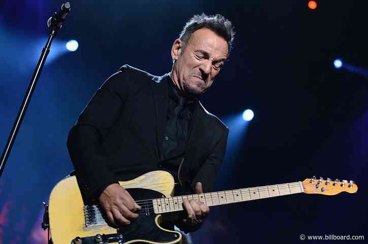 Bruce Springsteen Teams Up With Jeep for Surprise Super Bowl Commercial: Watch