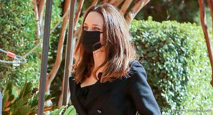 Angelina Jolie Goes Shopping at the Mall with Her Daughters