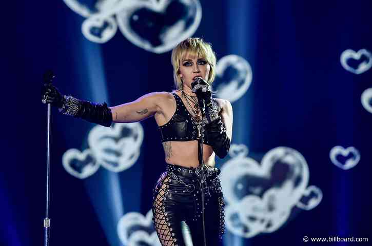 How to Watch Miley Cyrus’ ‘TikTok Tailgate’ Super Bowl Pre-Show Concert